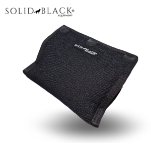 Cuña de Tres Asas en Lino Francés – Solid Black Semi Hard